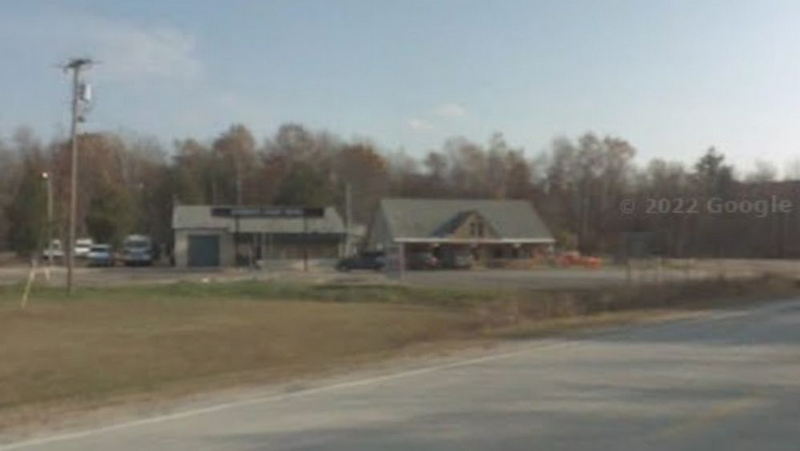 Garlets Corner Restaurant and Motel - 2008 Street View - Restaurant On Right (newer photo)